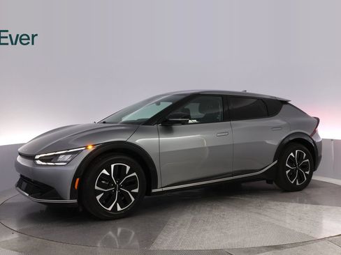 Used 2024 Kia EV6 Wind w/ Wind Technology Package RWD image 18