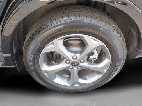 Used 2024 Ford Escape ST-Line w/ Tech Pack #1 AWD/4WD image 15