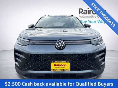 New 2026 Volkswagen Tiguan SE R-Line AWD/4WD image 2