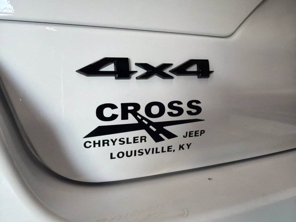 New 2026 Jeep Grand Cherokee Limited w/ Limited Altitude Package AWD/4WD image 24