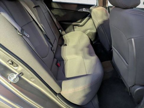 Used 2012 Kia Forte SX image 18