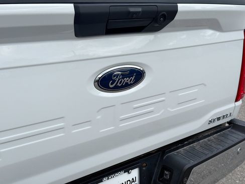 Used 2022 Ford F150 XLT w/ Trailer Tow Package image 11