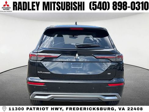 New 2026 Mitsubishi Outlander AWD image 19