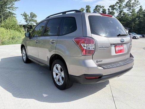 Used 2016 Subaru Forester 2.5i w/ Alloy Wheel Package AWD/4WD image 9