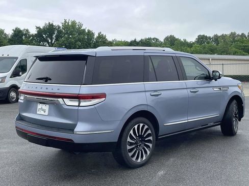 Used 2022 Lincoln Navigator Black Label AWD/4WD image 3