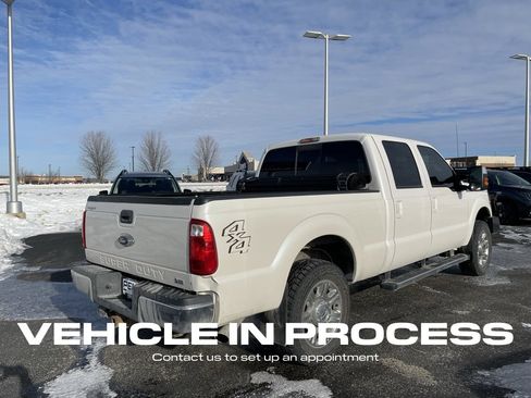 Used 2016 Ford F250 Lariat w/ Chrome Package image 3