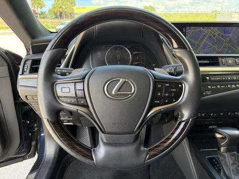 Used 2020 Lexus ES 350 w/ Accessory Package 2 FWD image 21