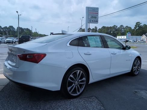 Used 2023 Chevrolet Malibu LT FWD image 11