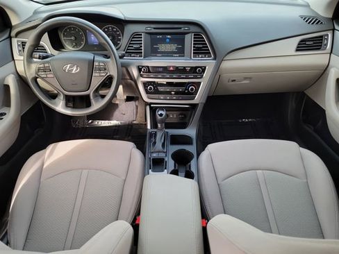 Used 2016 Hyundai Sonata SE w/ Cargo Package image 14