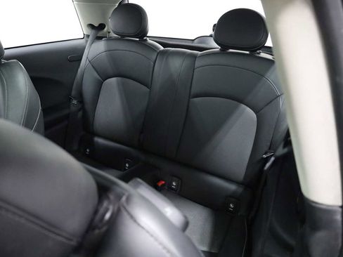 Used 2016 MINI Cooper 2-Door Hardtop image 34