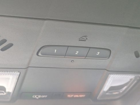 Used 2024 Cadillac XT5 Luxury image 23