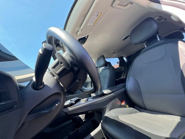 Certified 2025 Kia EV6 Light w/ Light LR Technology Package RWD image 14