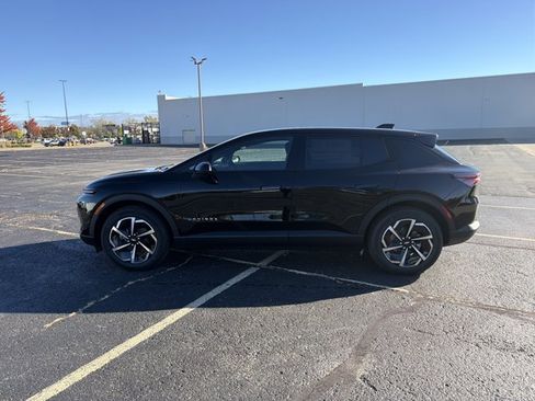 New 2026 Chevrolet Equinox EV LT w/ Comfort Package image 8