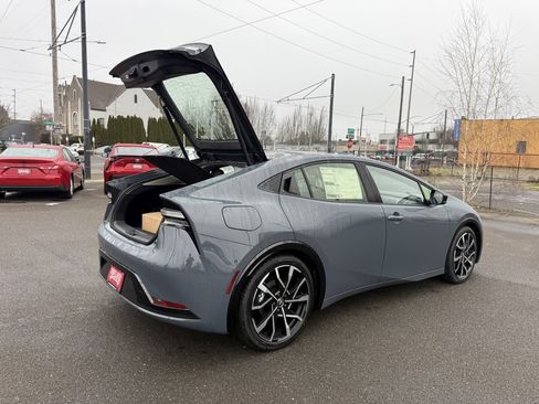 New 2026 Toyota Prius Plug-In Hybrid image 11