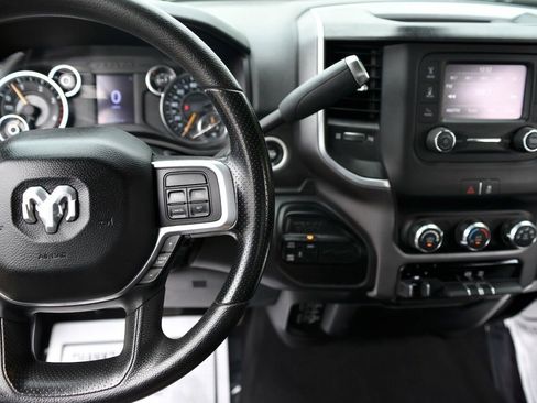 Used 2021 RAM 2500 Big Horn image 24