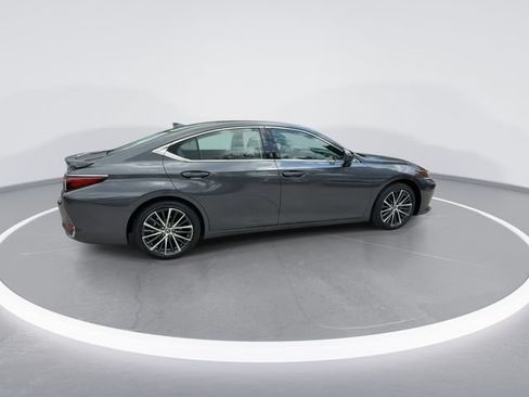 Used 2025 Lexus ES 300h w/ Premium Package FWD image 8