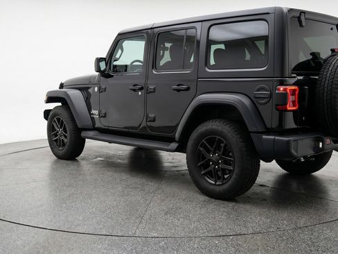 Used 2025 Jeep Wrangler Sport S image 6