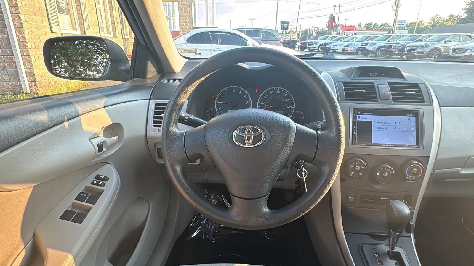 Used 2013 Toyota Corolla L FWD image 11