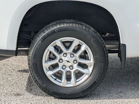 Used 2023 Chevrolet Silverado 1500 RST RWD image 11