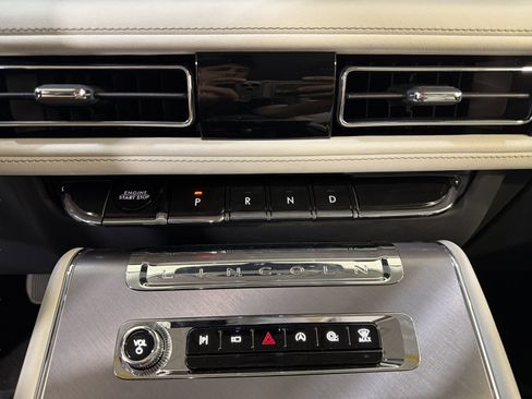 New 2026 Lincoln Aviator 2WD image 21