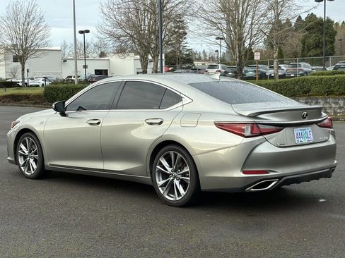 Used 2019 Lexus ES 350 F Sport w/ Accessory Package 2 image 5