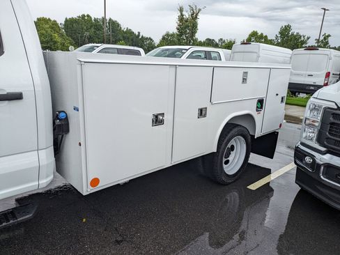 New 2025 Ford F550 2WD Crew Cab image 58