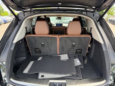 Certified 2026 Acura MDX SH-AWD w/ Advance Package image 17