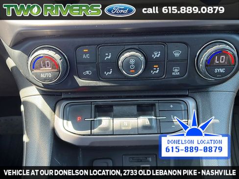 Used 2021 GMC Acadia AT4 w/ Technology Package AWD/4WD image 27
