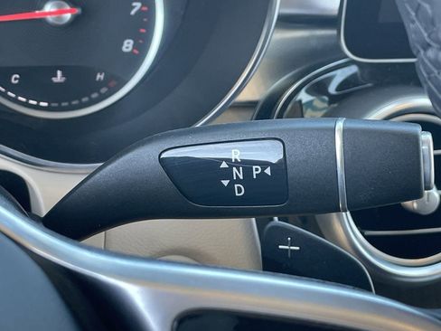 Used 2021 Mercedes-Benz GLC 300 image 28