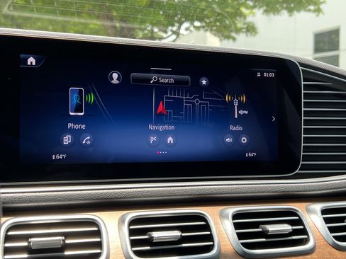 Certified 2024 Mercedes-Benz GLE 350 4MATIC w/ AMG Line Exterior image 23