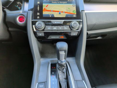 Used 2016 Honda Civic Touring image 29