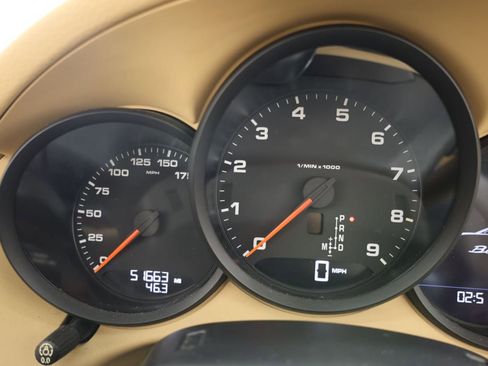 Used 2016 Porsche Boxster RWD image 23