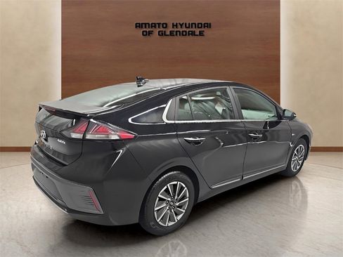 Used 2020 Hyundai Ioniq Limited image 6