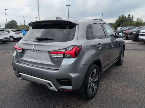 Used 2020 Mitsubishi Outlander Sport ES FWD image 6