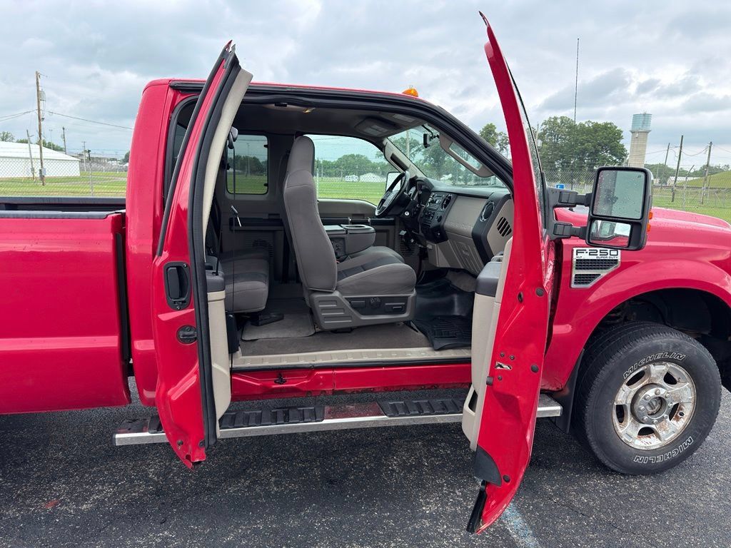 Used 2010 Ford F250 XL AWD/4WD image 27