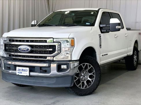 Used 2022 Ford F250 Lariat w/ Lariat Ultimate Package AWD/4WD image 2