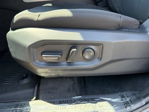 New 2026 Toyota Tundra SR5 AWD/4WD image 21