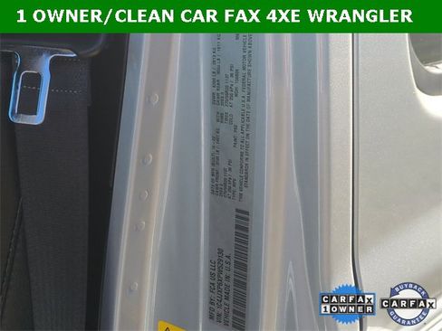 Used 2023 Jeep Wrangler Unlimited Sahara w/ Cold Weather Group image 28