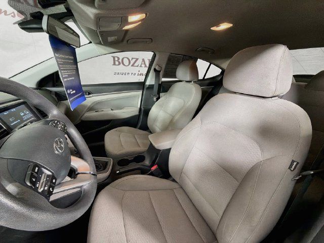 Used 2020 Hyundai Elantra SEL FWD image 24