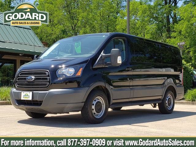 Used 2018 Ford Transit 150 XL RWD image 1