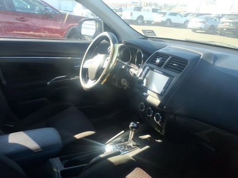 Used 2019 Mitsubishi Outlander Sport ES image 10