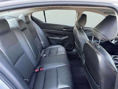 Used 2021 Nissan Altima 2.5 SR image 40