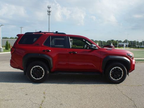 Used 2025 Toyota 4Runner TRD Off-Road Premium AWD/4WD image 21