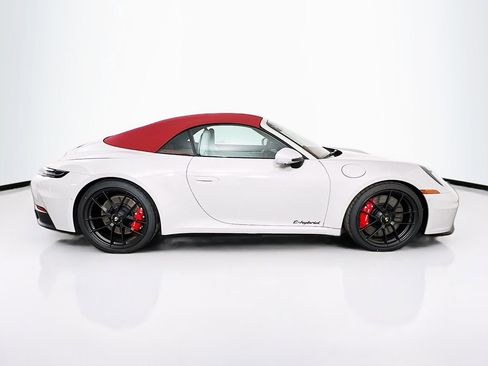 New 2026 Porsche 911 Carrera GTS image 7