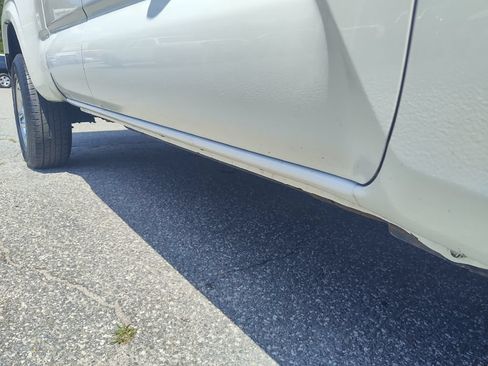Used 2018 Toyota Tacoma SR RWD image 61