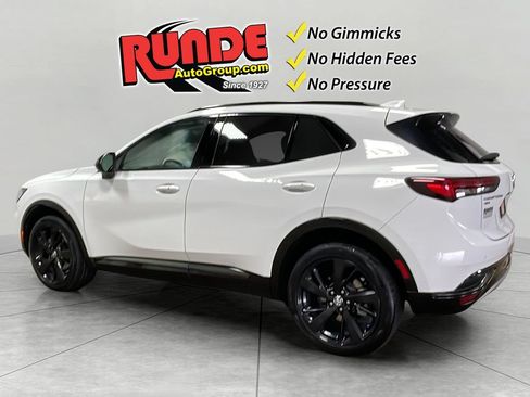 Used 2023 Buick Envision Preferred w/ Sport Touring Package AWD/4WD image 4
