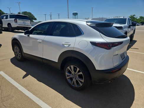Used 2020 MAZDA CX-30 FWD w/ Preferred Package image 16