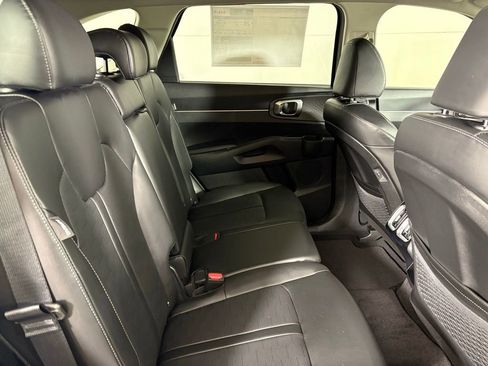 New 2026 Kia Sorento S w/ S Panoramic Sunroof Package image 16
