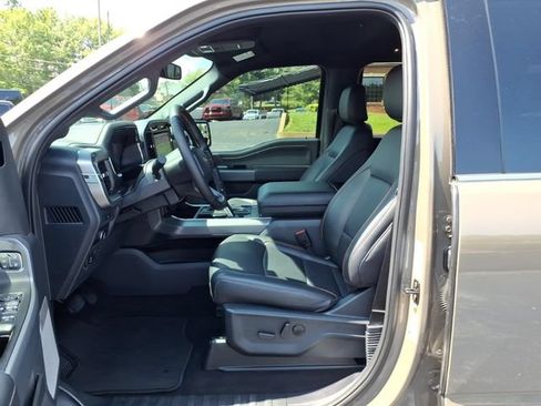 Used 2025 Ford F150 Lariat w/ Equipment Group 501A Mid AWD/4WD image 4