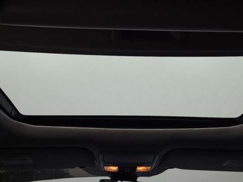 Used 2025 Honda Odyssey Touring image 26